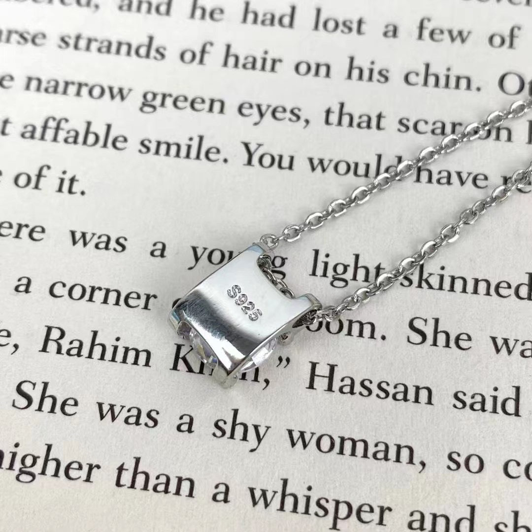 Wholesale Moissanite Bull Head Necklace